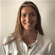 Soy psicopedagoga y me dedico a acompañar a niños de entre 6 y 12 años en sus procesos de aprendizaje.